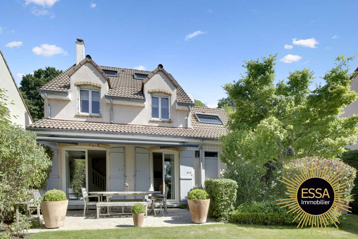 Maison à NOISY-LE-ROI