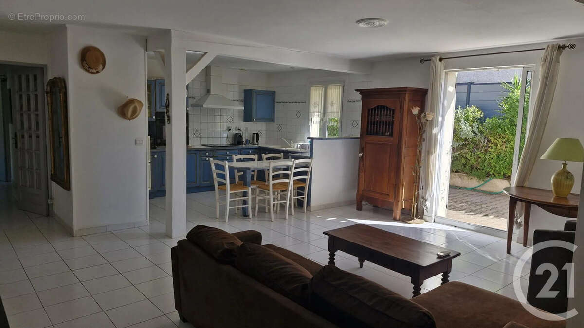 Maison à SIX-FOURS-LES-PLAGES