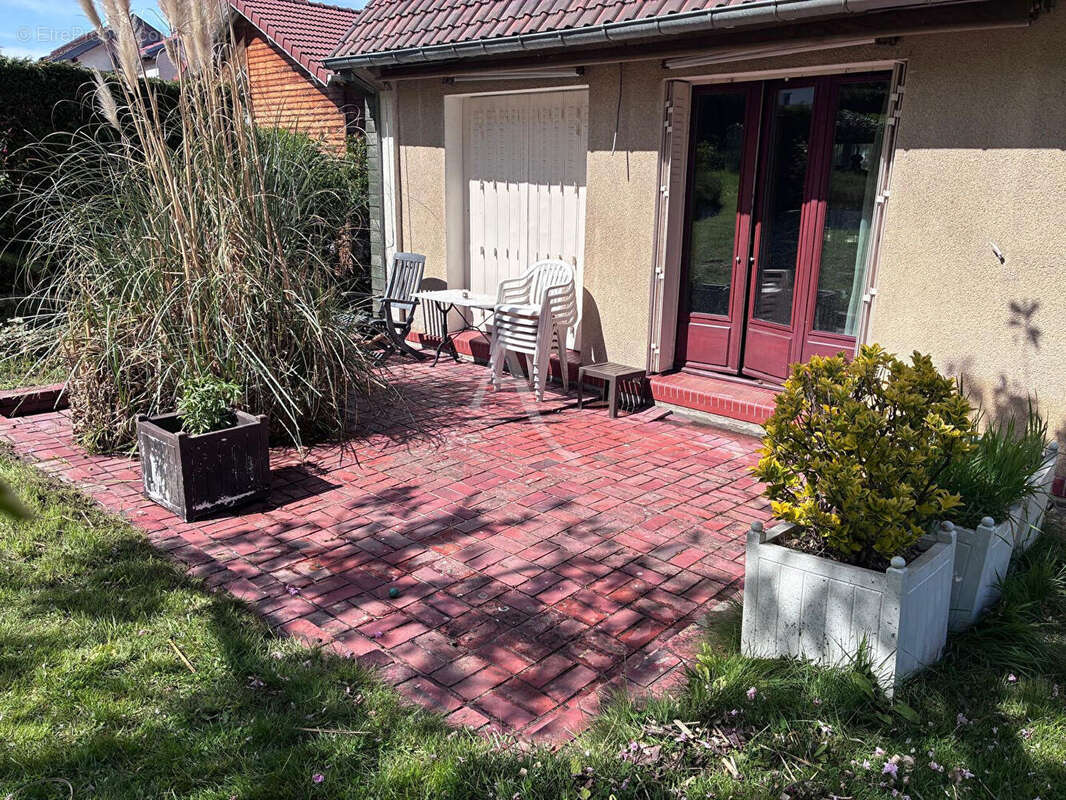 Maison 6 pièces VILLEBON SUR YVETTE 131.41m² avec jardin et dépendance - photo 3