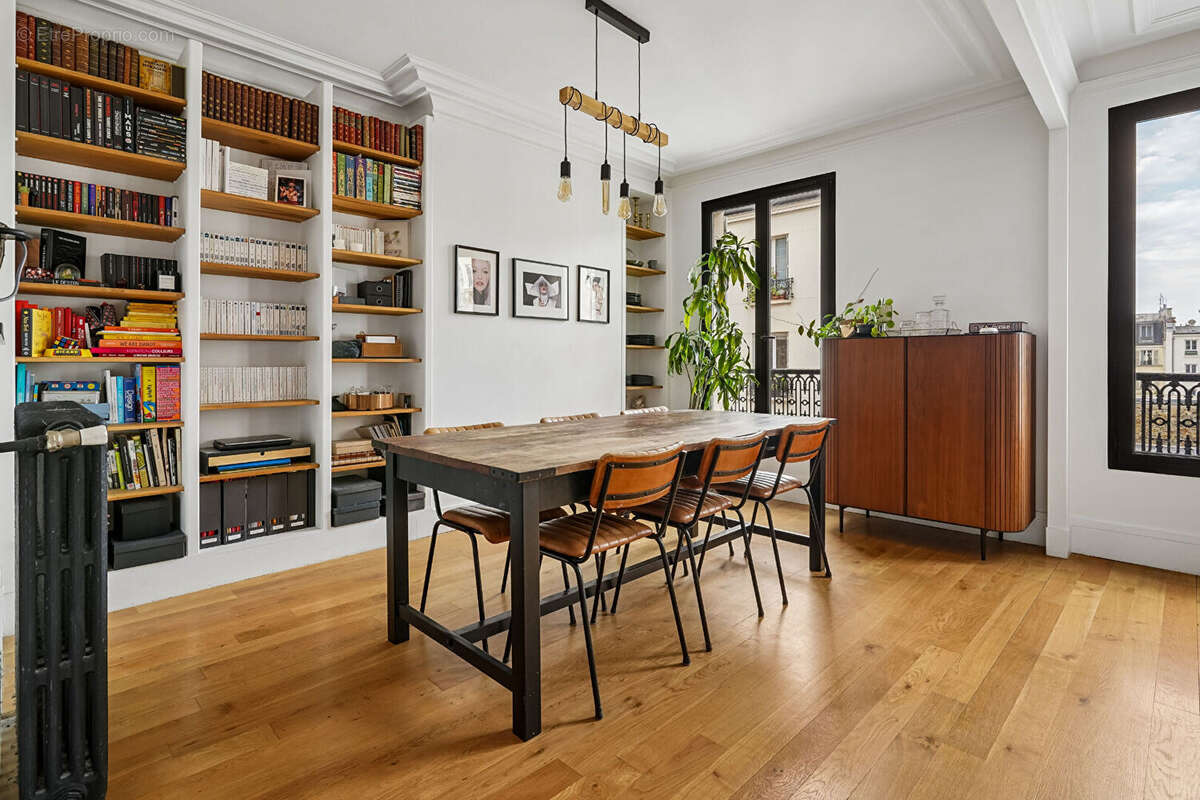 Appartement à LEVALLOIS-PERRET