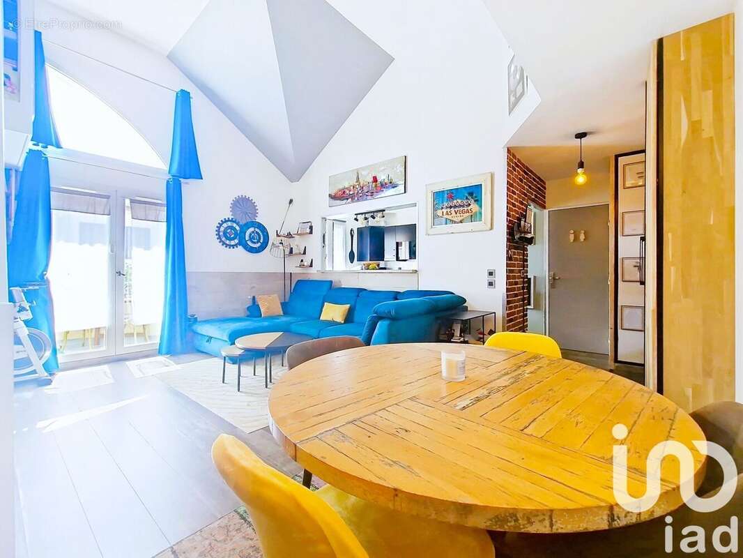 Photo 3 - Appartement à OZOIR-LA-FERRIERE