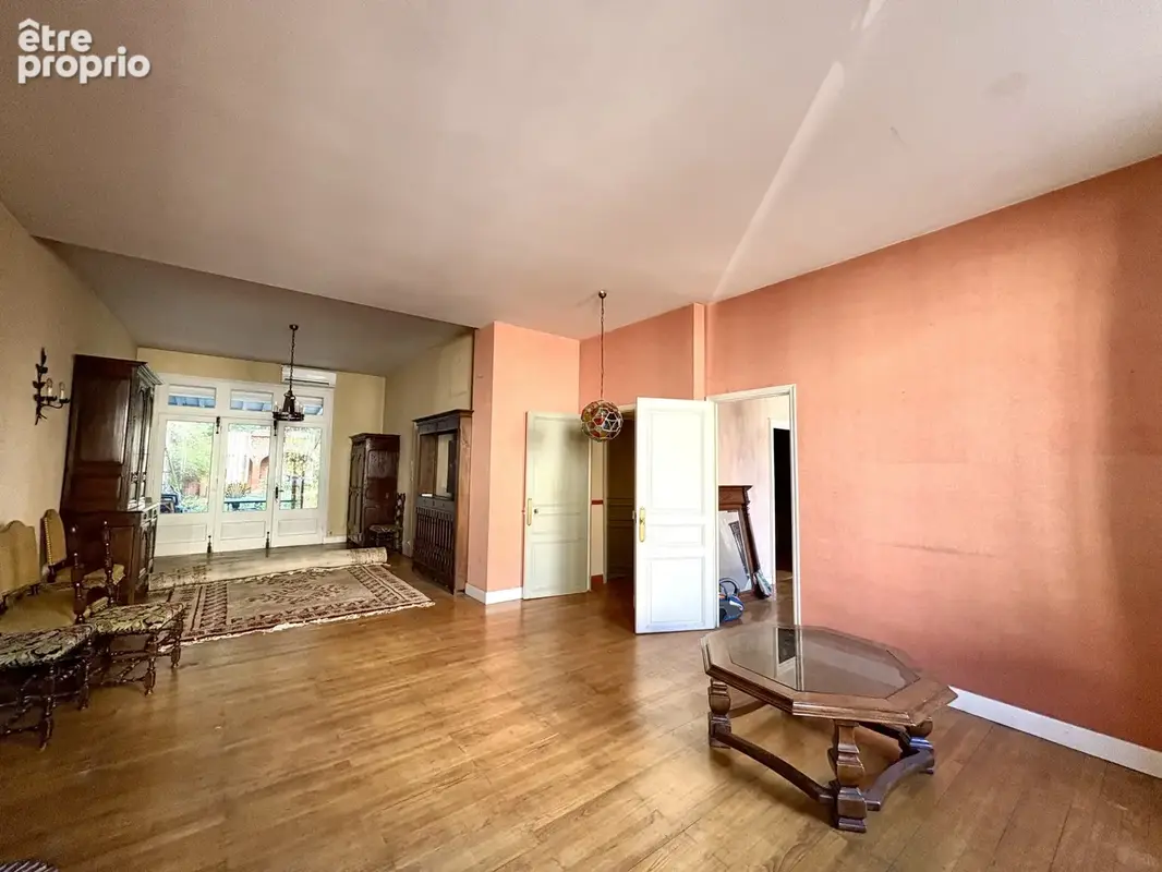 Maison de ville 8 pièces avec jardin et dépendance - photo 13