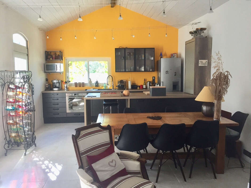 Maison 115 m² à Saint-Clement-Des-Baleines  - photo 4