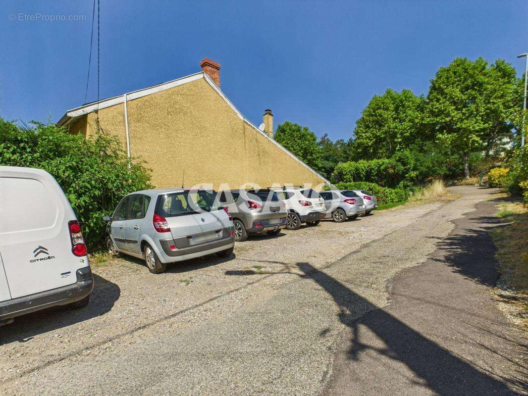 Maison à CHASSE-SUR-RHONE