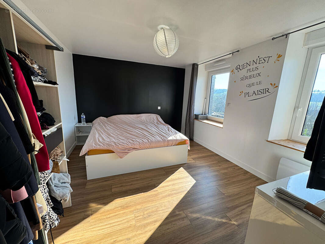 A vendre Maison en pierres 158 m² entièrement rénovée à 25 min de St-Lô - photo 15