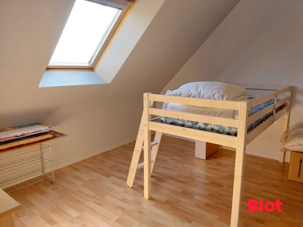 Maison à VAL-D'IZE