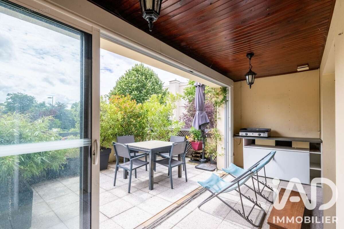 Photo 2 - Maison à RUEIL-MALMAISON