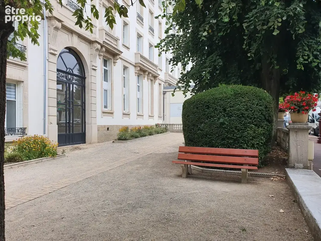 Dpt vosges (88), à vendre vittel - ensemble de 2 studios secteur parc thermal - photo 1