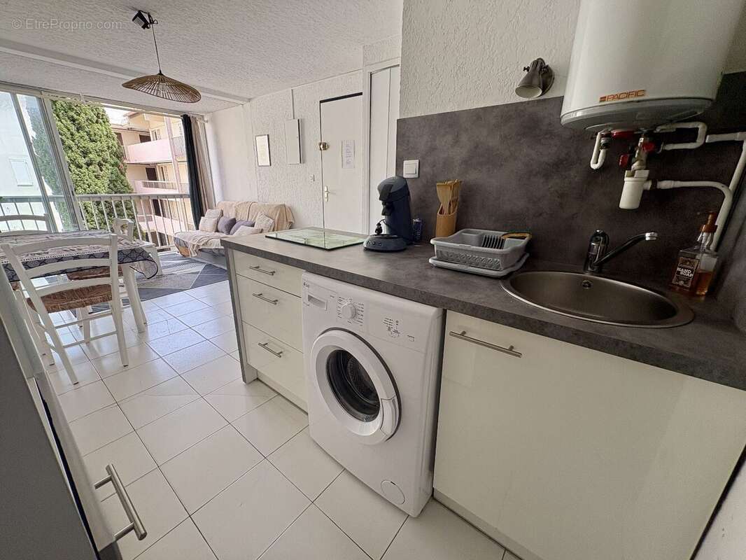 CAP D'AGDE - RICHELIEU - T2 + cabine + ascenseur + cellier +  Piscine - photo 7