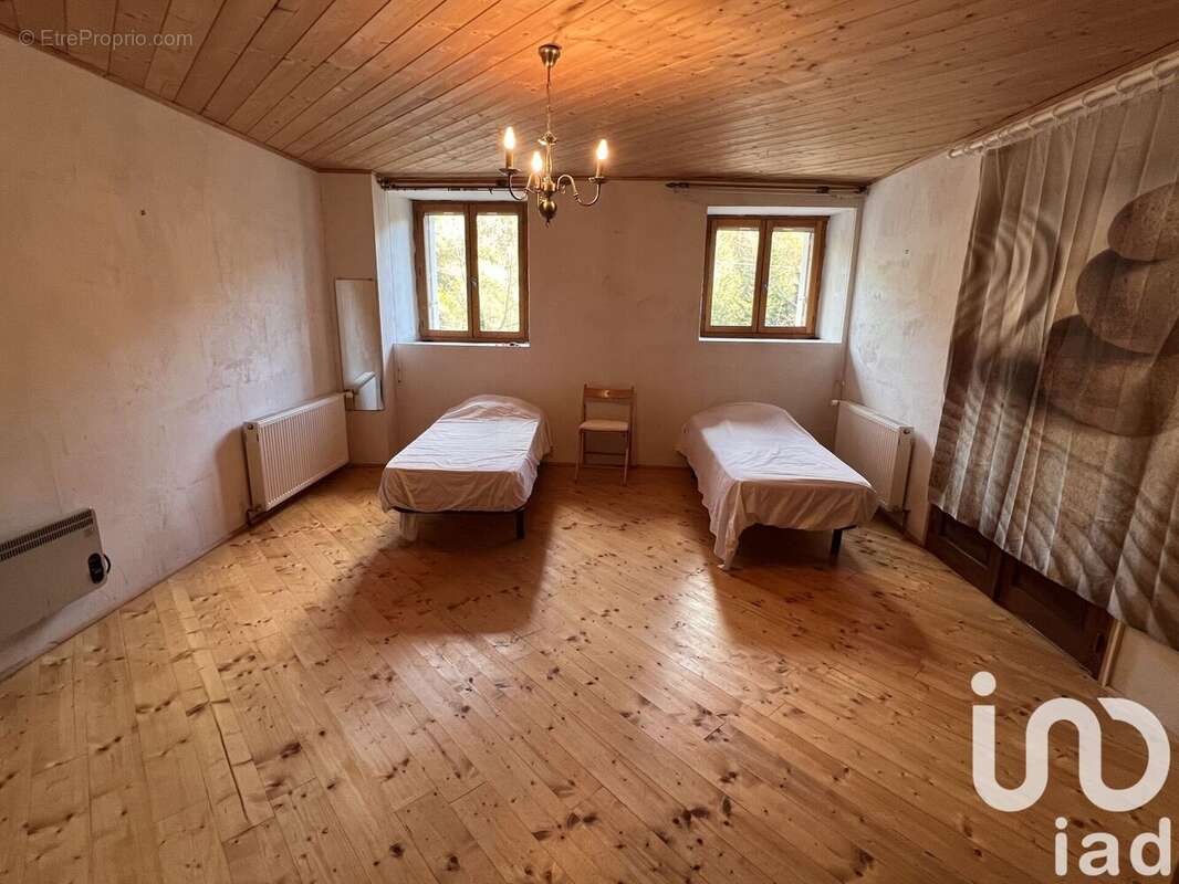 Photo 8 - Maison à BURZET