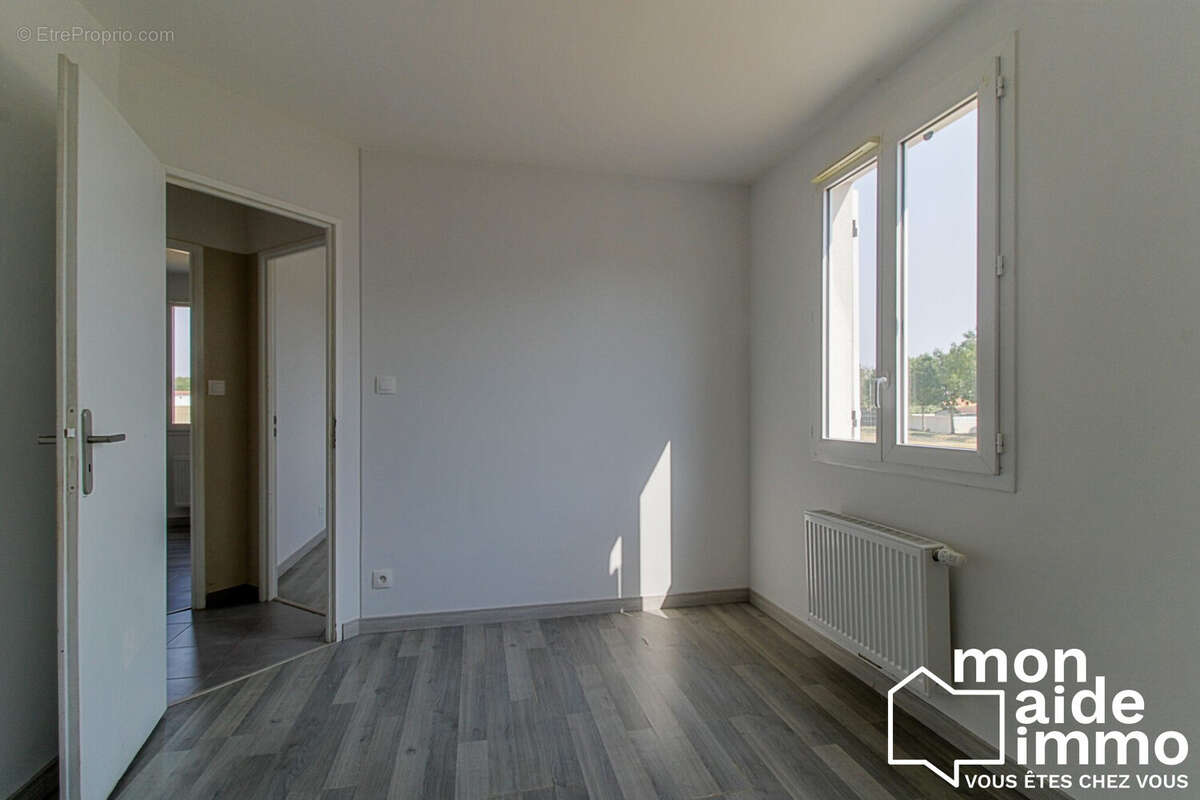 Maison 111 m² à Cire-D'aunis  - photo 7
