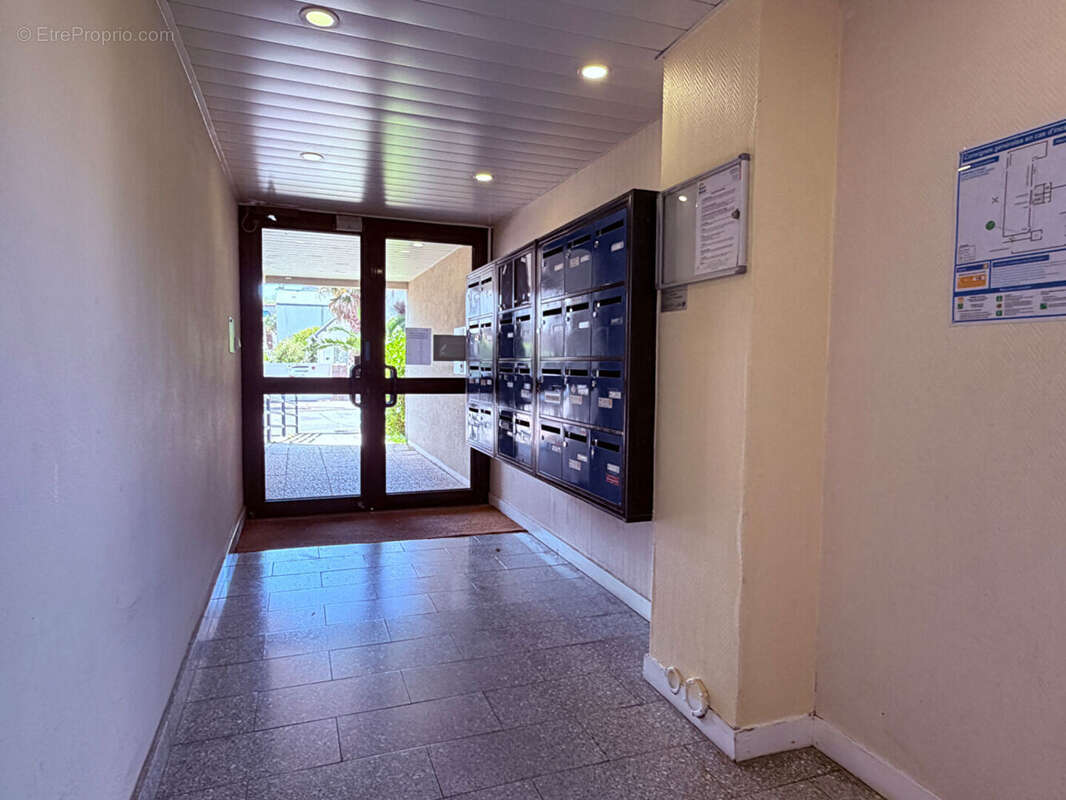 Appartement Perros Guirec 2 pièce(s) 43 m2 - photo 13