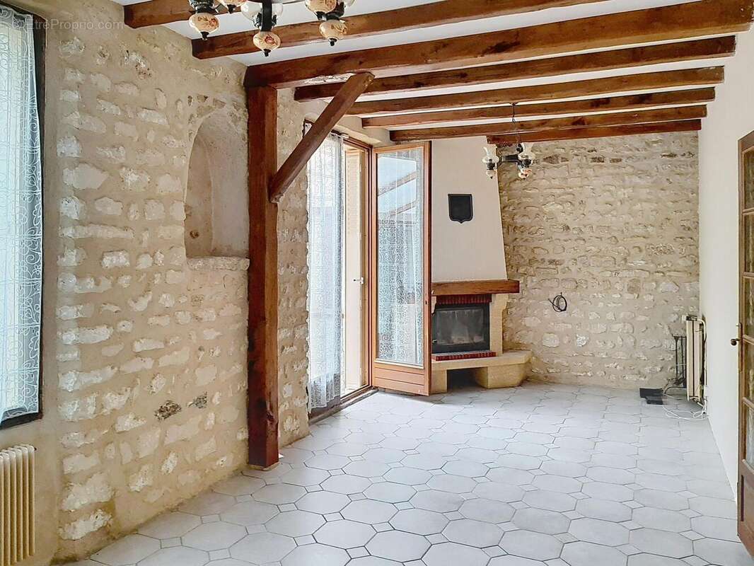 Maison 90 m² à Auffreville-Brasseuil  - photo 4