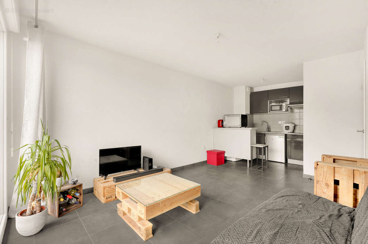 En exclusivité ! Appartement T2 de 41 m2 au 2ᵉ et dernier étage à Castanet-Tolosan - photo 4