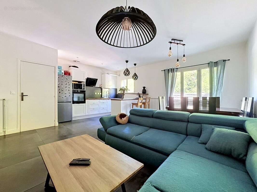Appartement 70 m² à Gieres  - photo 3