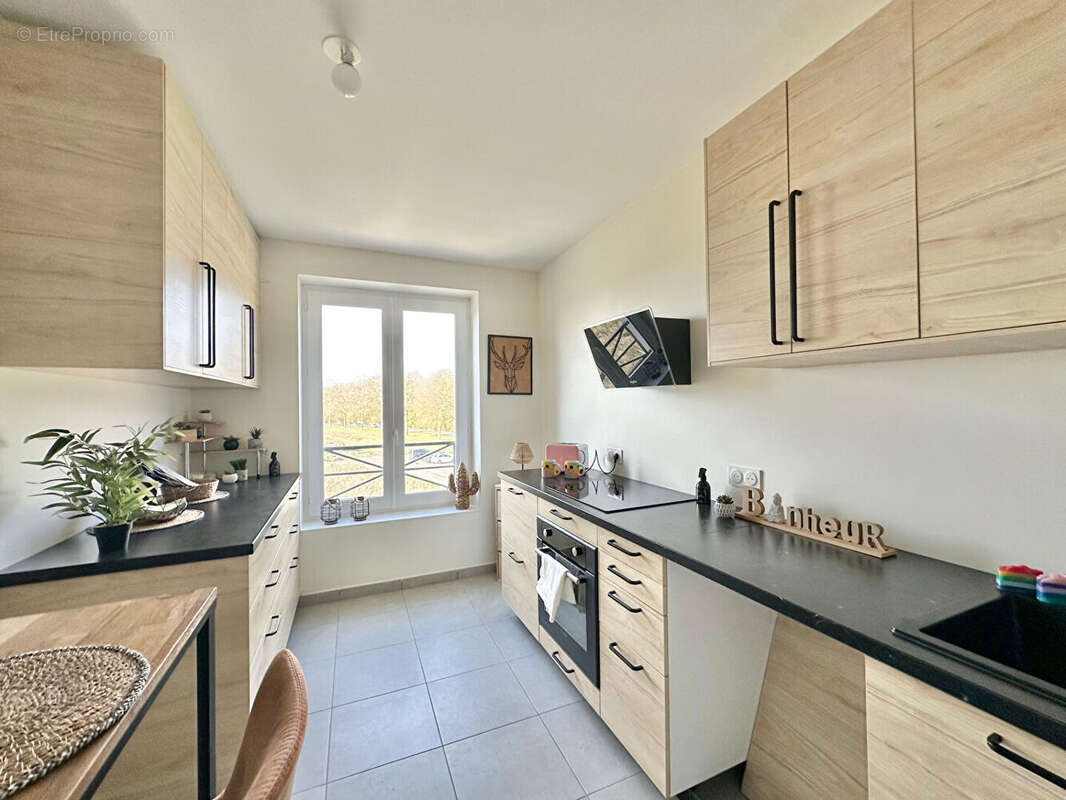 Appartement à MONTEVRAIN