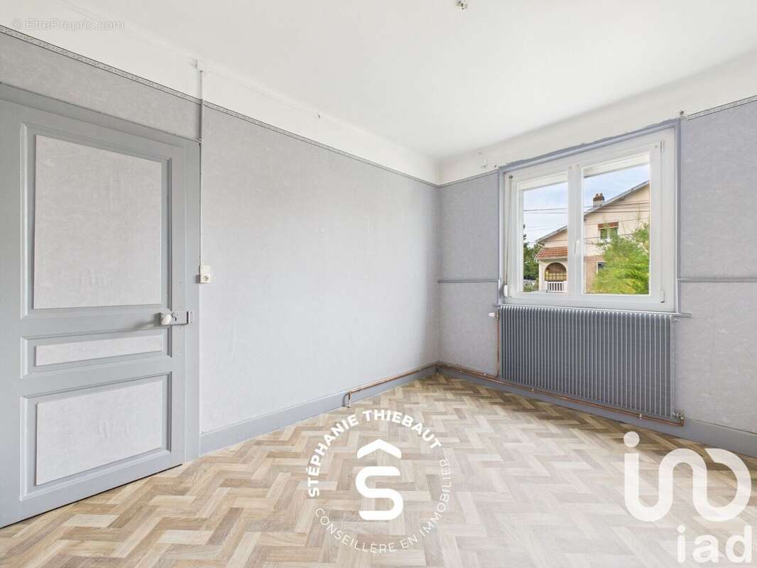 Photo 2 - Appartement à THAON-LES-VOSGES