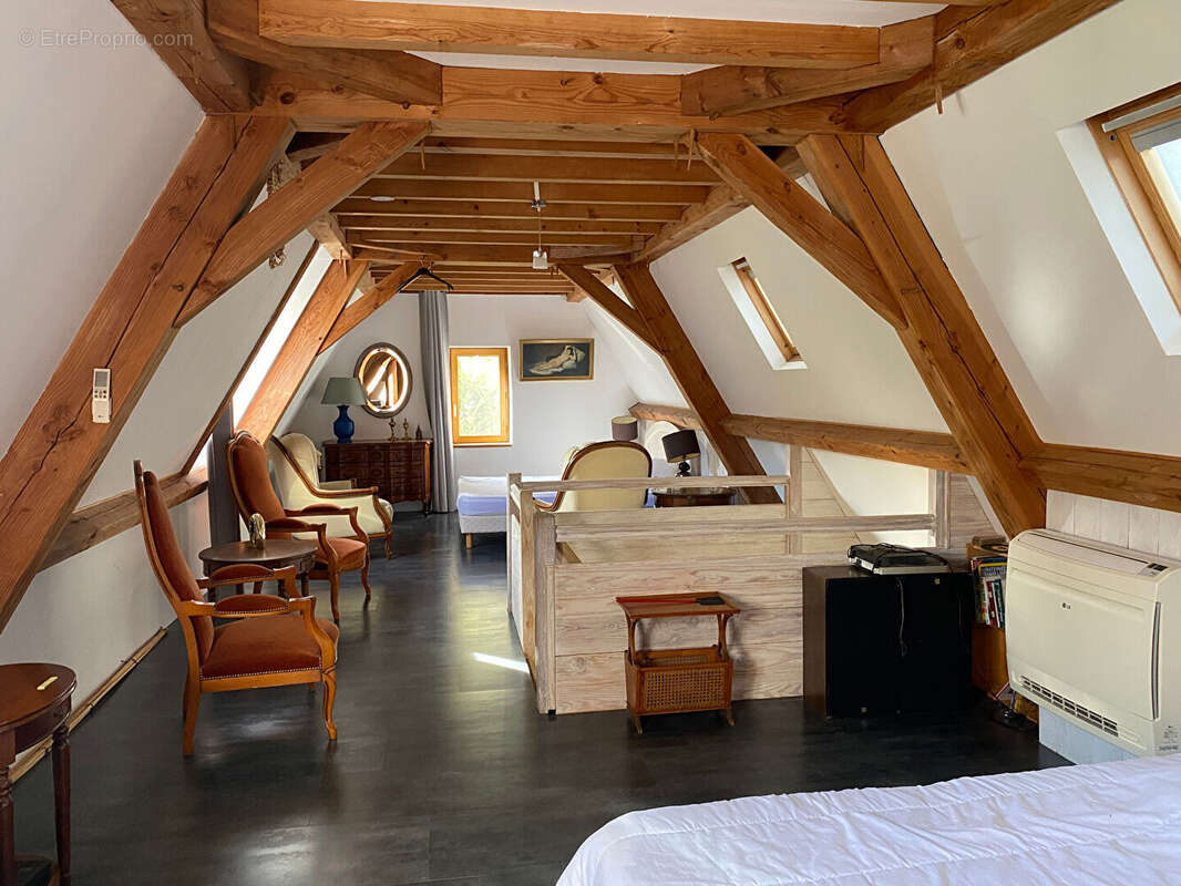 Maison à ROUFFIGNAC-SAINT-CERNIN-DE-REILHAC