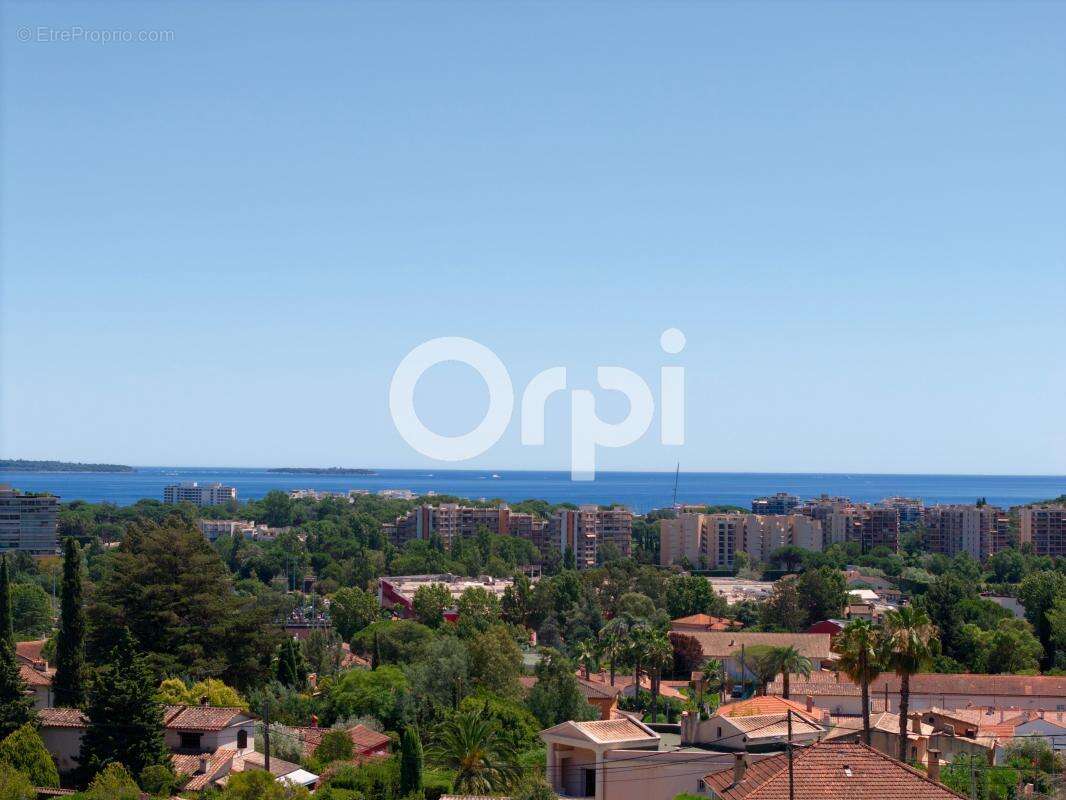 Maison à MANDELIEU-LA-NAPOULE