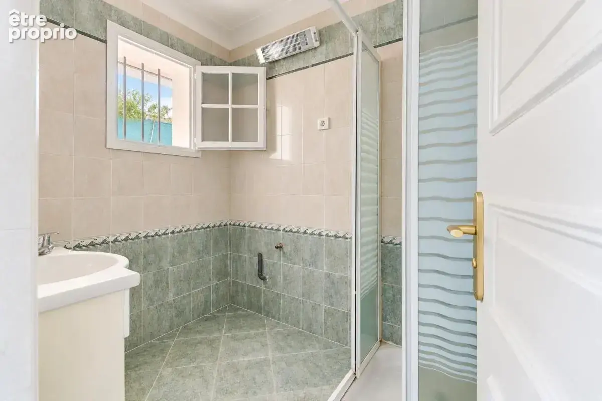 La trinité – dernier étage  5 pièces de 128 m² – 4 chambres, 3 terrasses et jardin privatif - photo 15