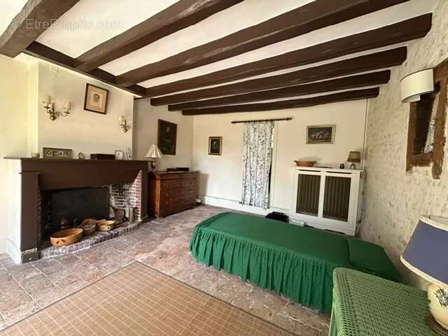 Maison à LONGNY-AU-PERCHE