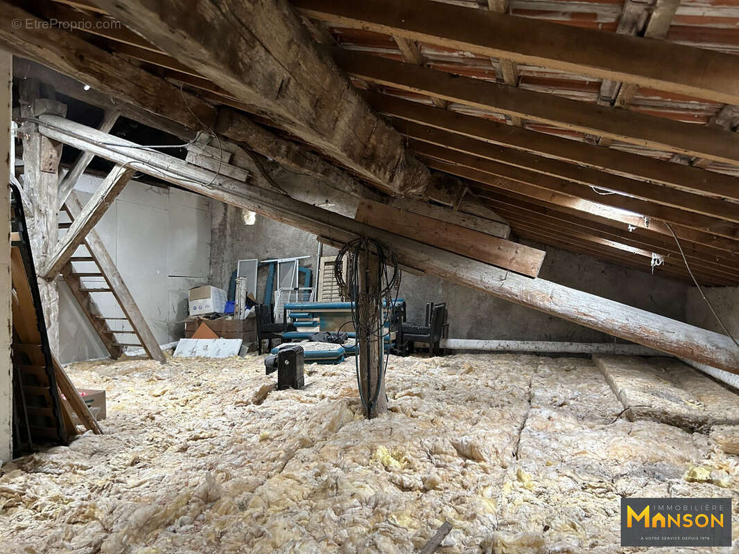 Maison à PIERRE-LA-TREICHE