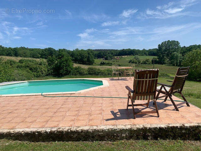 new pool  - Maison à AUBETERRE-SUR-DRONNE