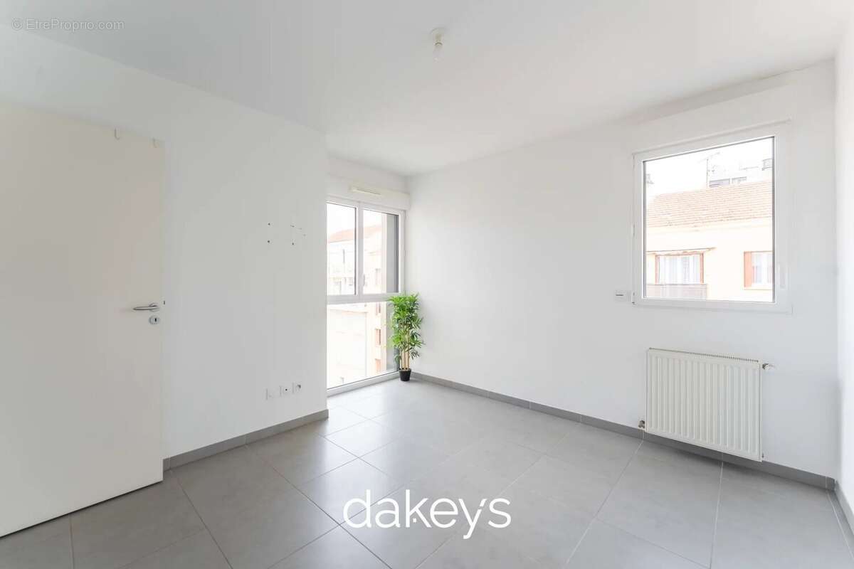 Appartement à MARSEILLE-3E