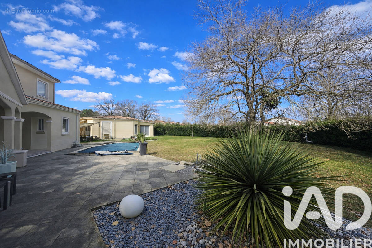 Photo 1 - Maison à PESSAC