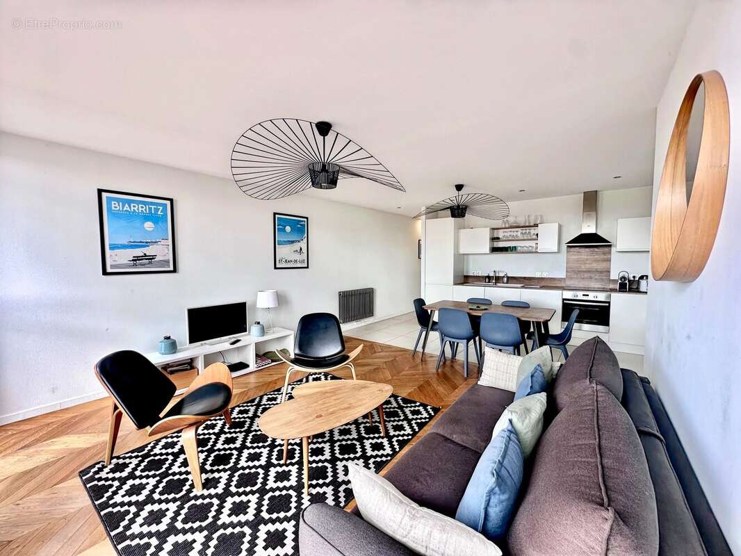 Appartement à BORDEAUX