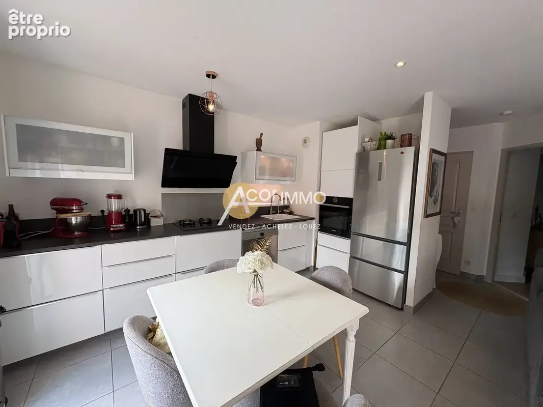Magnifique REZ DE JARDIN , residence de standing bel appartement 1 chambre-stationnement privé - photo 4