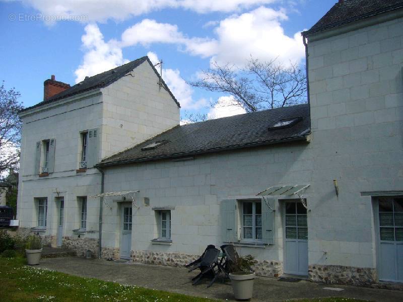Maison à GENNES