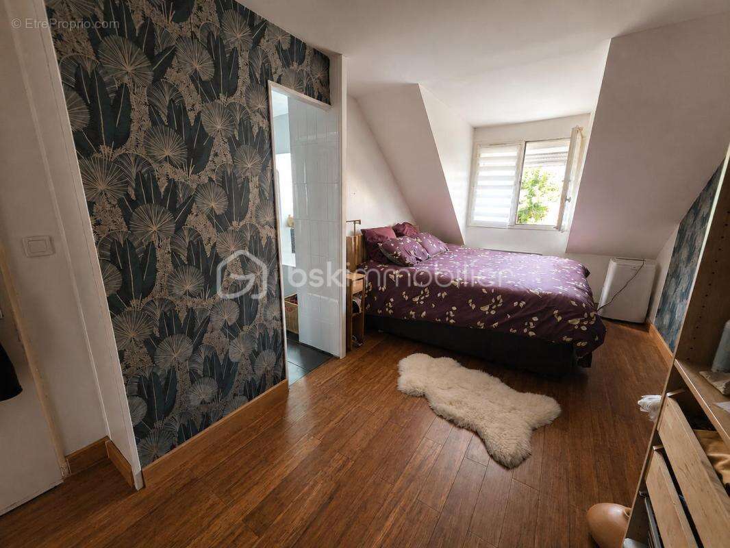 Maison individuelle familiale de 145,62 m² – 5 chambres – Bords de Marne - 2 grands GARAGES - photo 9