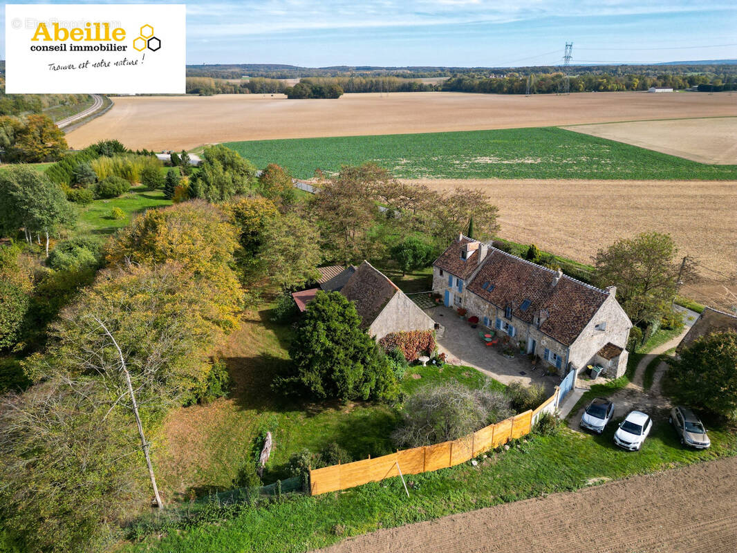 Maison à VAUGRIGNEUSE