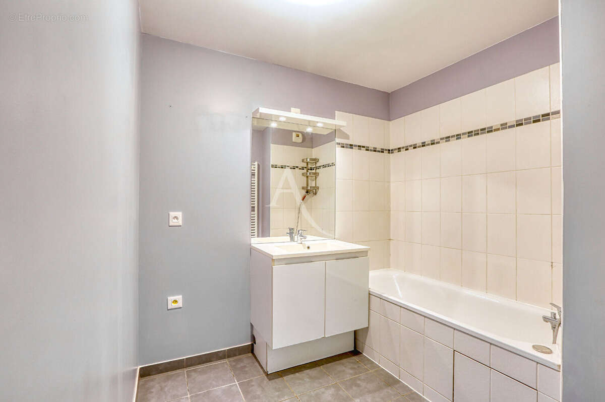 Appartement à VAUREAL