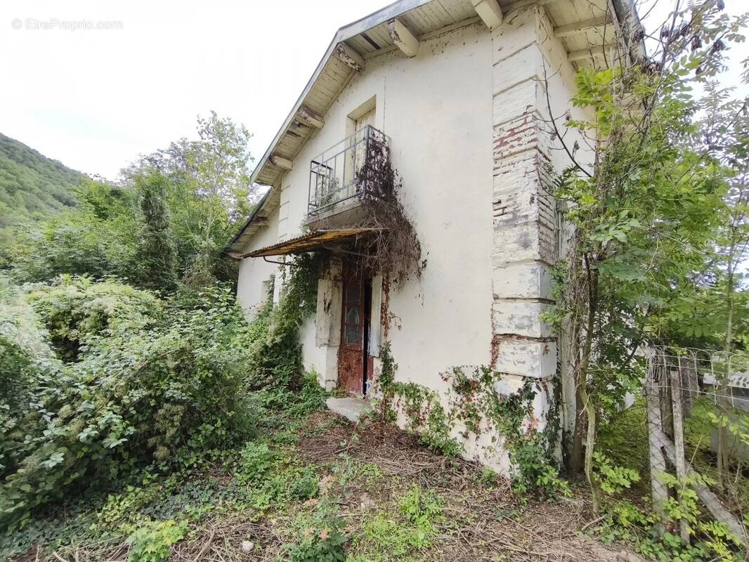 Maison à VILLEFRANCHE-DE-ROUERGUE