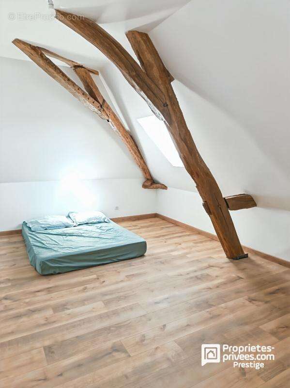 Maison à VERNOU-SUR-BRENNE