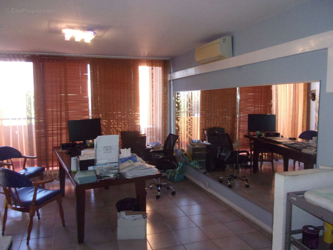 Appartement à PORT-DE-BOUC