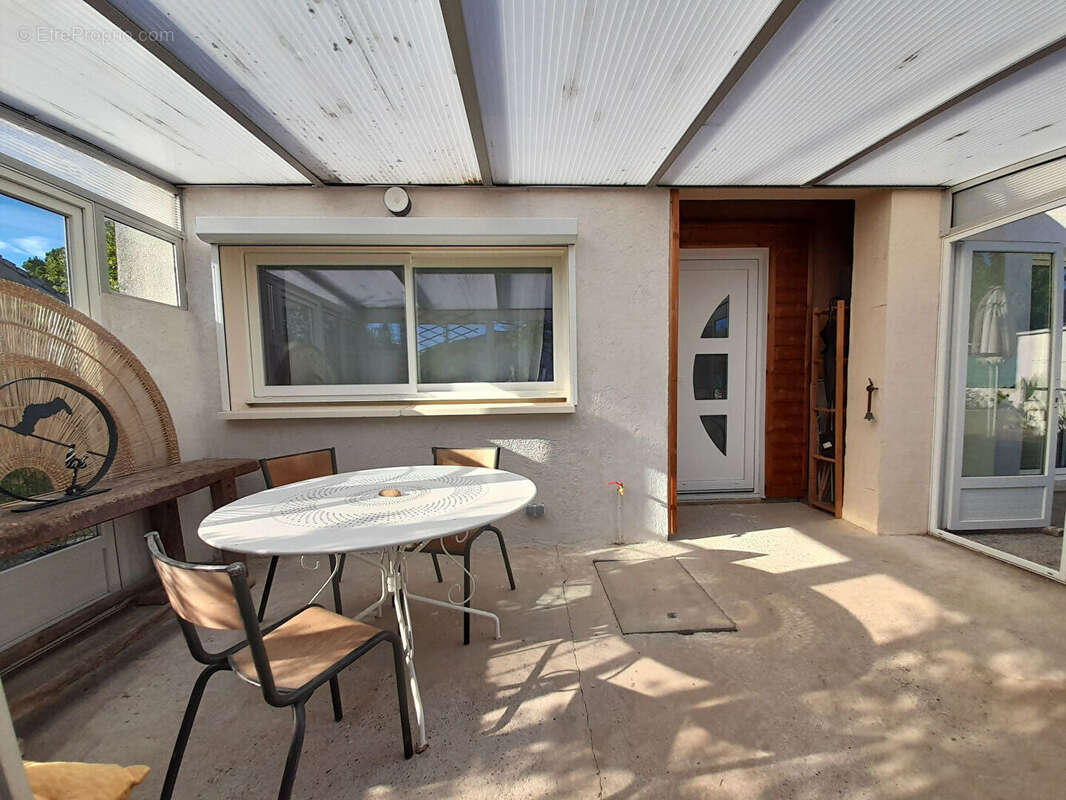 Maison  5 pièce(s) à BEAUMONT les VALENCE - photo 3