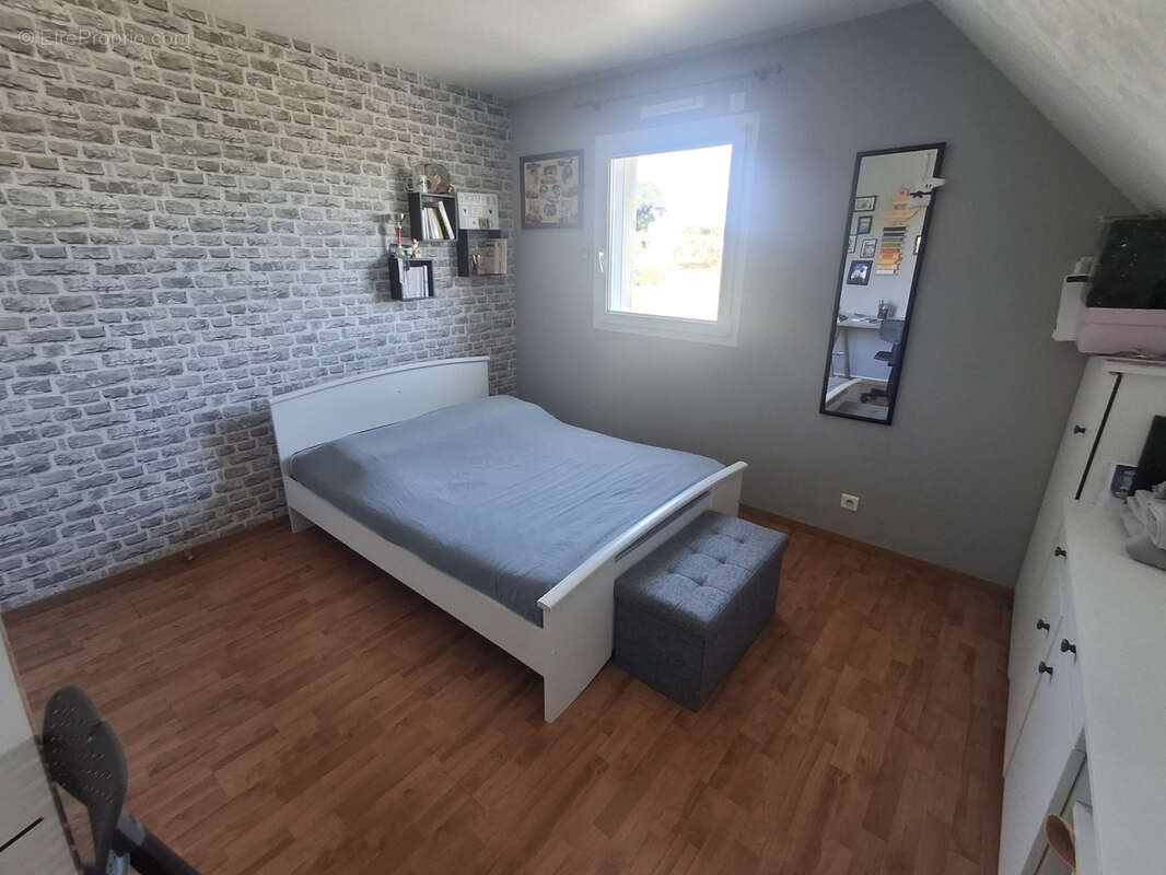 Maison à acheter avec 4 chambres à La Chapelle-Fleurigné - photo 5