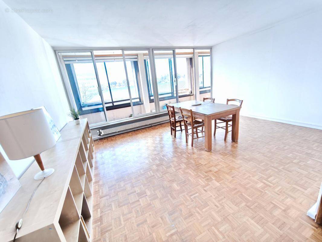 Appartement à LYON-9E