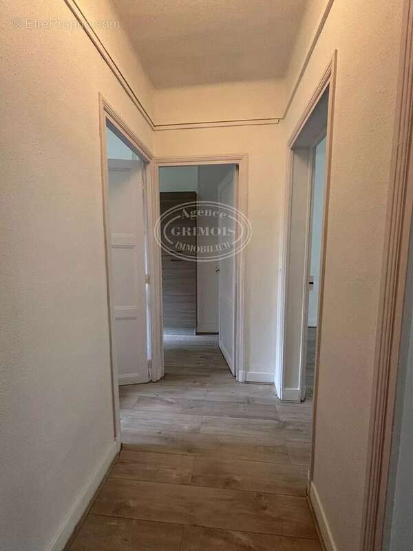 Appartement T2 RCD 38m² + cave - photo 3