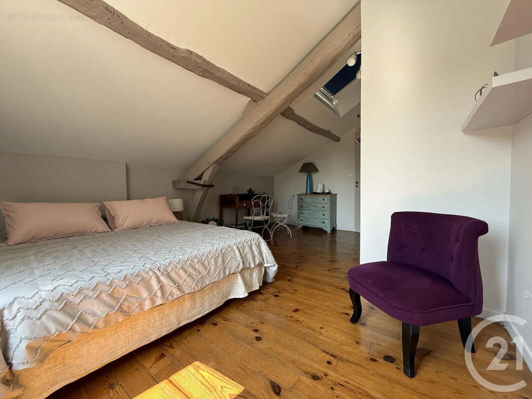 Maison 285 m² à Orthez  - photo 10