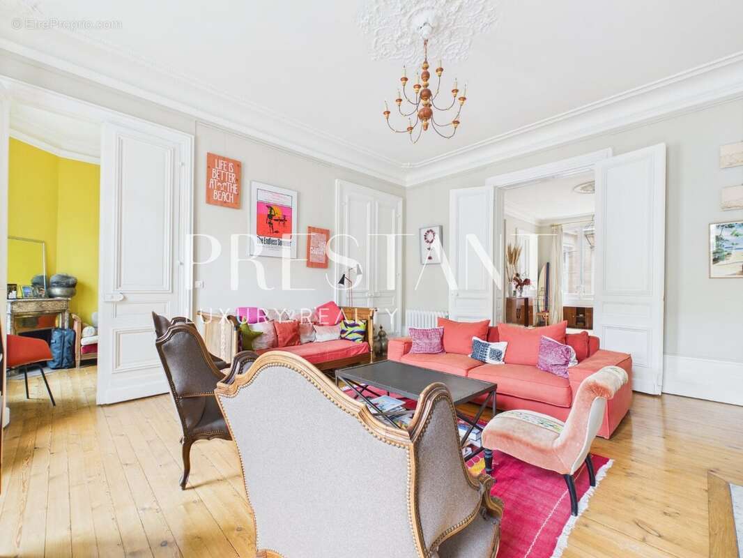 Appartement à BORDEAUX