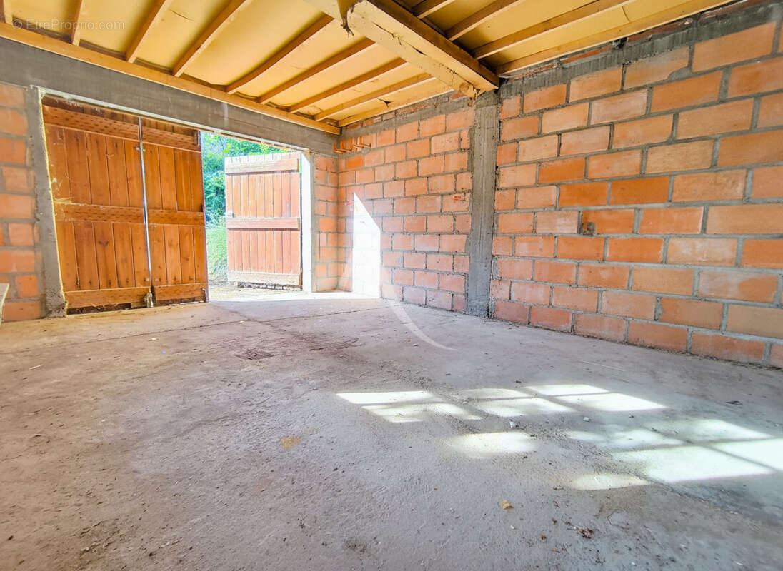 Maison Goujounac 2 chambres, garage, spacieux jardin - photo 11