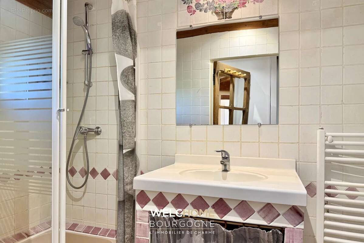 Maison à MONT-SAINT-VINCENT