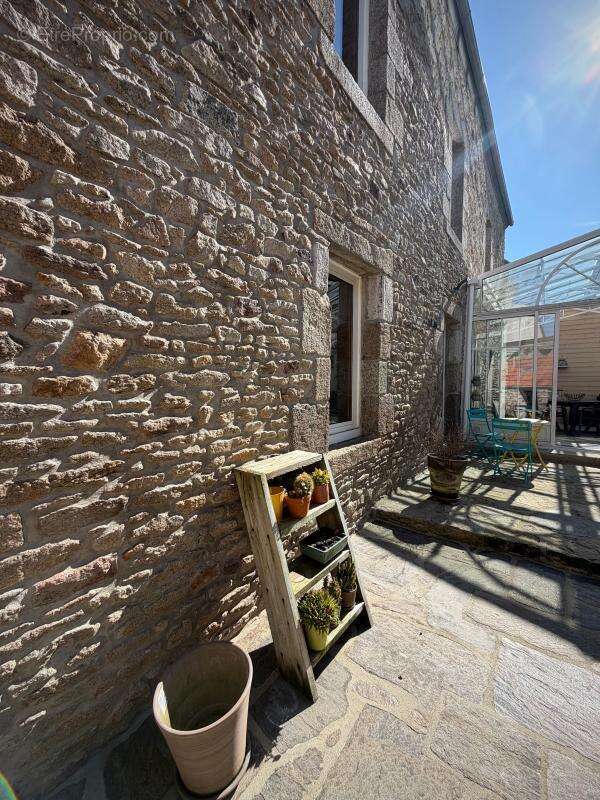 Maison à SAINT-RENAN