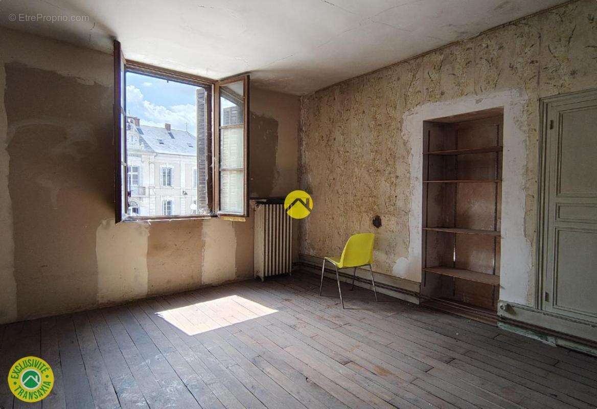 Maison à NEUVY-SAINT-SEPULCHRE