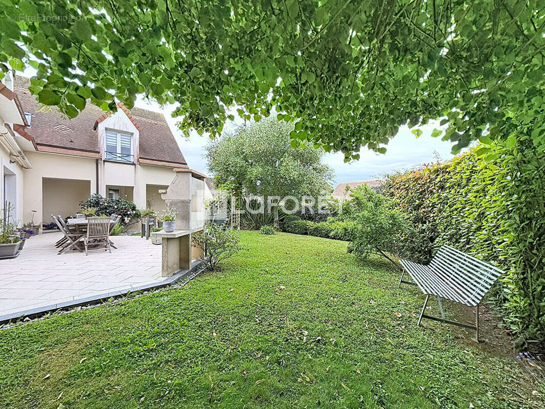 Maison Benouville 7 pièce(s) 231 m2 - photo 16