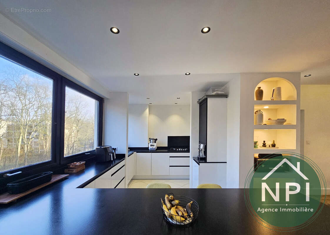 Appartement à VAUX-LE-PENIL